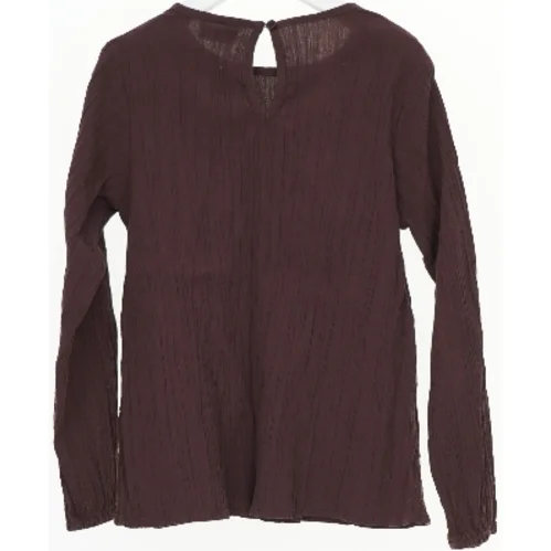 Langærmet bluse fra Friends (str. 134)