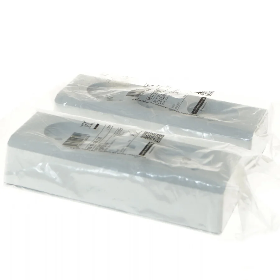 Dobbelt stikkontakt Lauritz Knudsen fra Lauritz Knudsen (str. 16x7x3,5 cm)