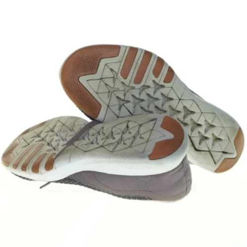 Brugte løbesko fra Nike (str. 36,5)