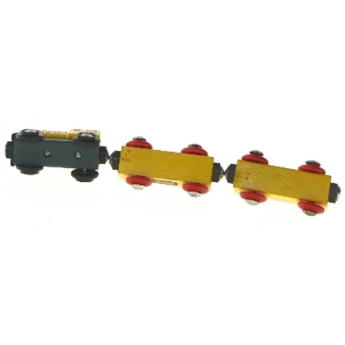 Trælegetøj tog fra Brio (str. 24 cm)