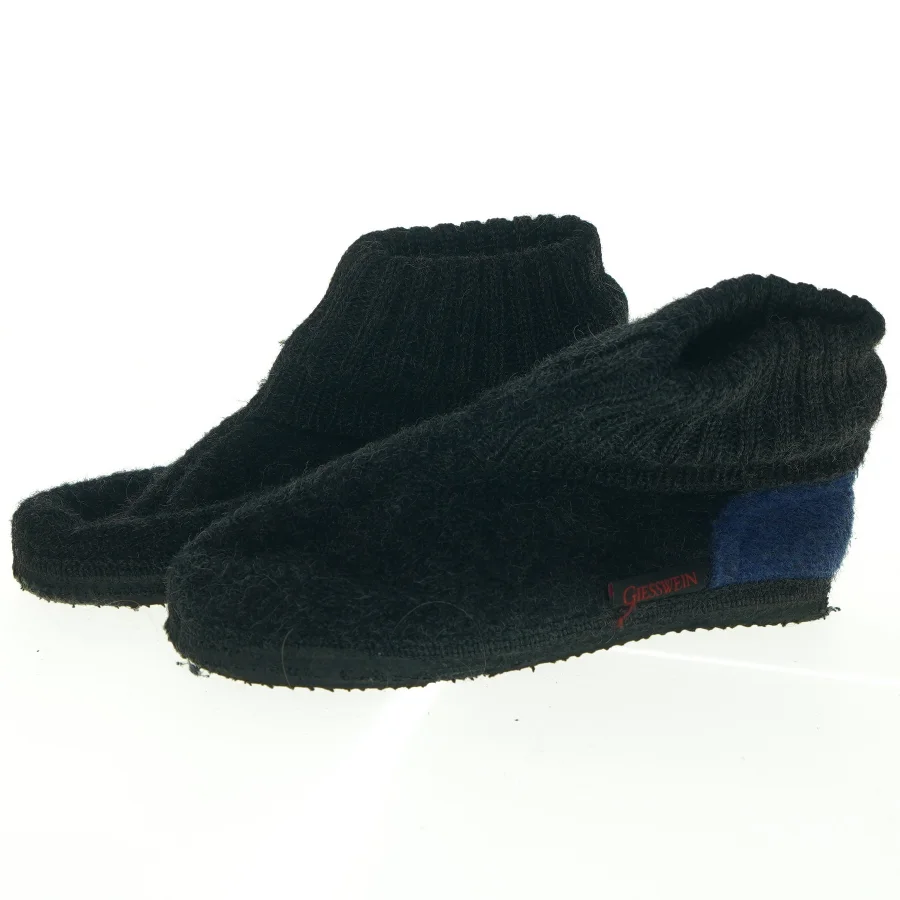 Uldne hjemmesko fra Giesswein (str. 24 cm lang. det kræver bare, at vi henter ham helt vildt eller på krøb, og så han har svært ved at gå derefter, okay? philip kommer alligevel så. ja og så. og på hvad **** er fint og det har du kunne. jeg er meget forvirret ok de kommer 5 bare 5. men det ved jeg godt. jeg har lige skrevet - jonas i forhold - det der jeg spurgte ham om han kom her på fredag, så havde jeg tænkt mig ud af samtalen. hun startede og så blev jeg sådan. åh nu har du offentligt fordi jeg ved ikke helt. jeg ved ikke hvem først er det lige man skal måske tage det om)