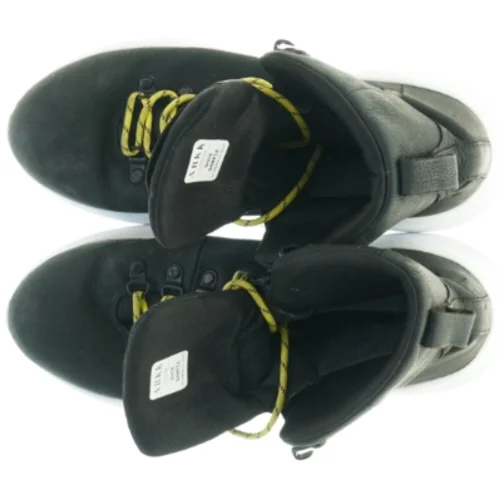 Sorte sneakers med højt skaft fra Arkk (str. 30 cm lang)