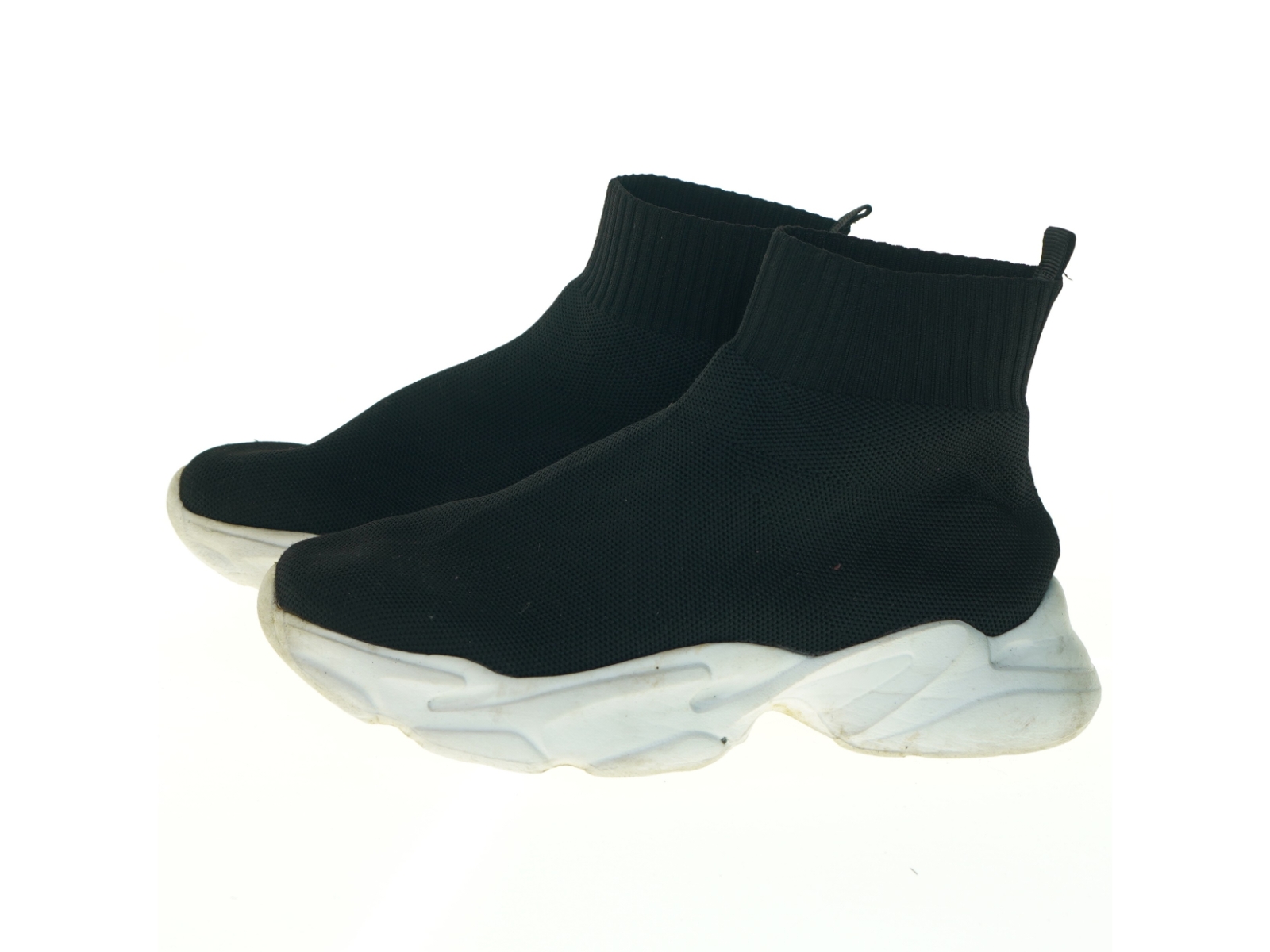 Sorte sneakers (str. 39)