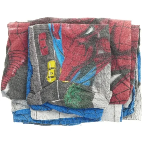 Spiderman dyne og pude fra Spiderman (str. pude 40x38, dyne 90x120 cm)