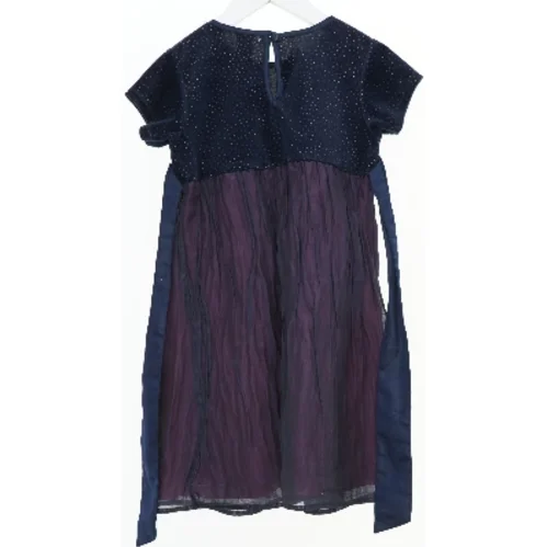 Børnekjole med glimmer fra Adams (str. 98)