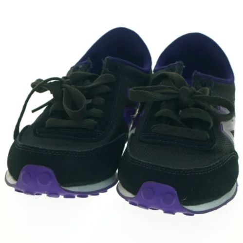 New Balance børnesko fra New Balance (str. 30)