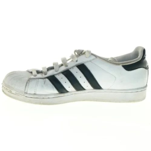 Brugte sneakers fra Adidas (str. 40)