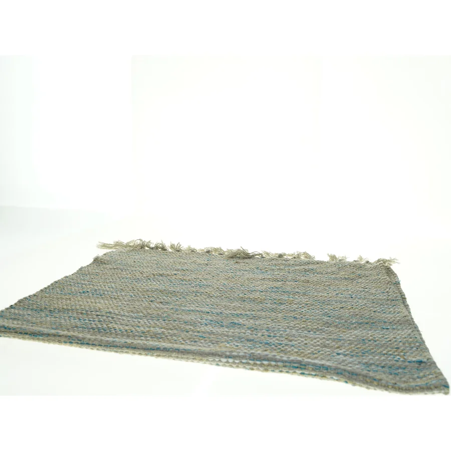 Vævet tæppe med frynser fra Mørke Gaard (str. 60 x. 100 cm)