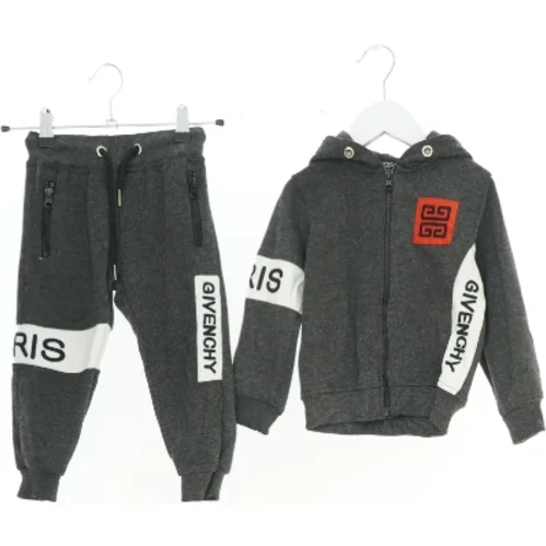 Joggingsæt (str. 92 cm)