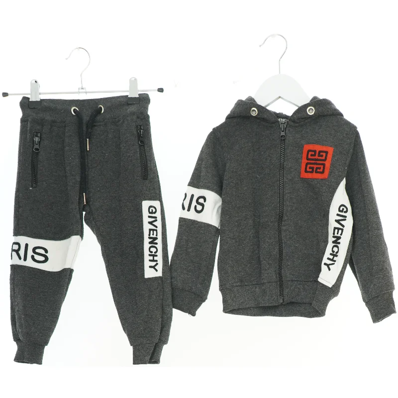 Joggingsæt (str. 92 cm)