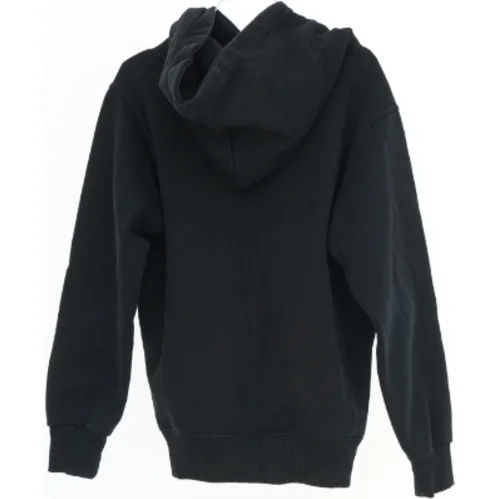 Hættetrøje med grafisk print (str. 134)