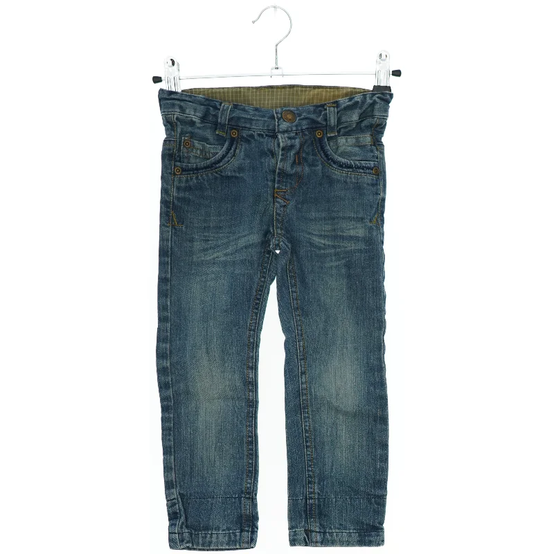 Børnejeans fra Friends (str. 92)