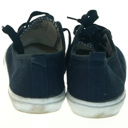 Brugte marineblå lærredssko fra Walkx (str. 41)