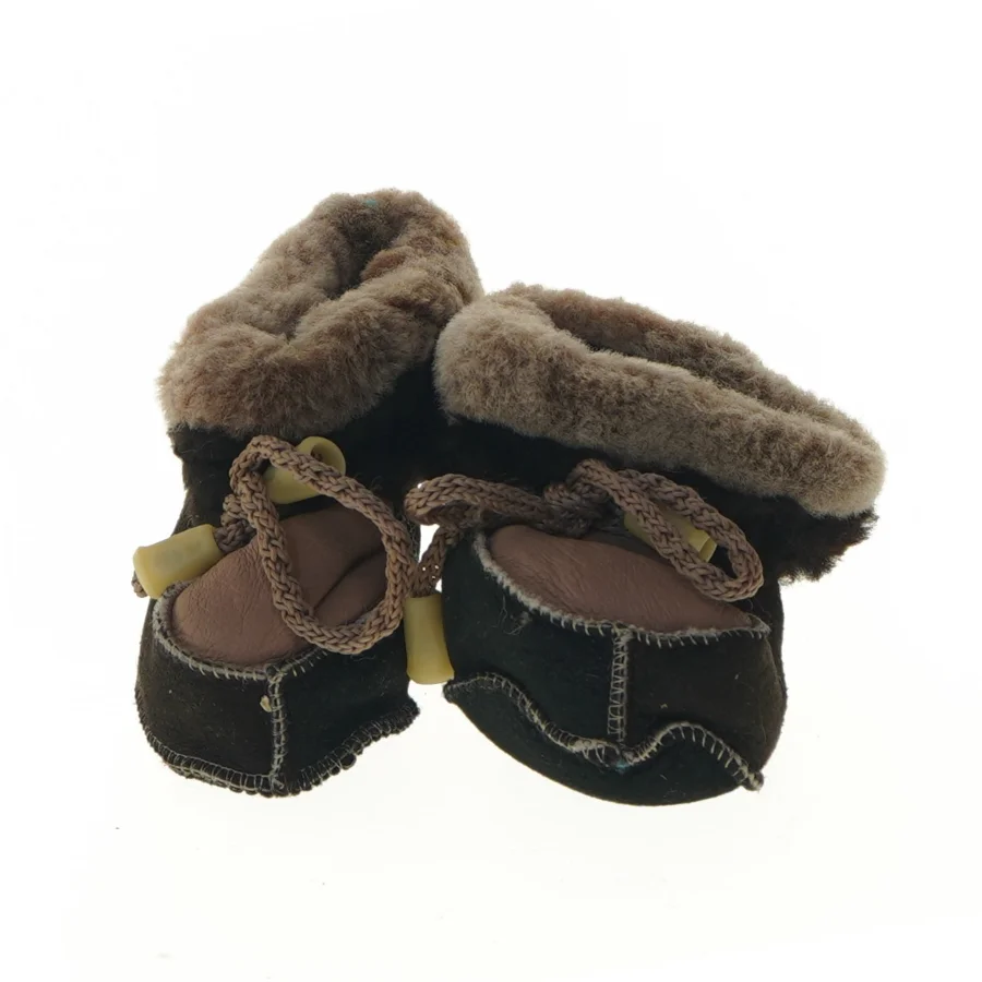 Baby uldfutter (str. sål:11 cm)