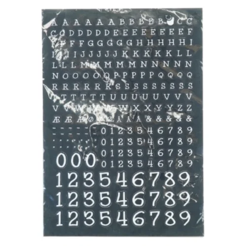 Ark med bogstaver og figurer (str. 30x22 cm)