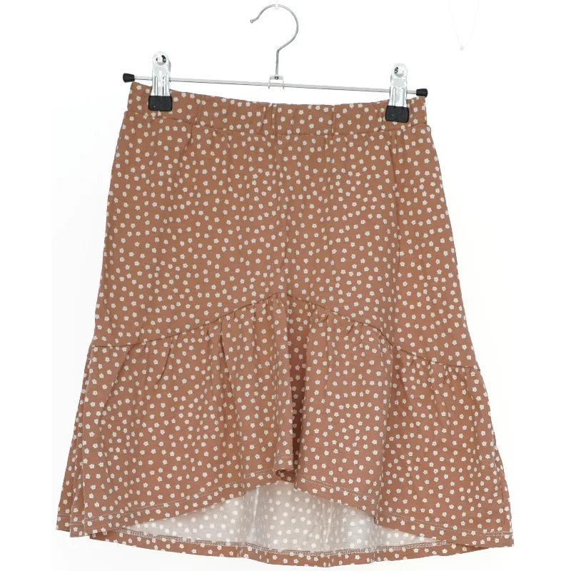 Prikket nederdel fra H&M (str. 158)