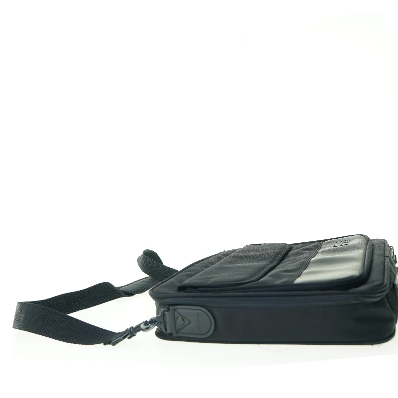 Computertaske fra Targus (str. 41 x 30 cm)