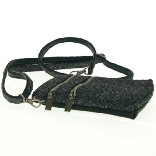 Lille skuldertaske (str. 17 x 14 cm)