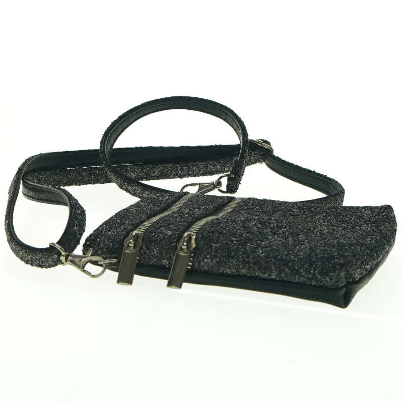 Lille skuldertaske (str. 17 x 14 cm)