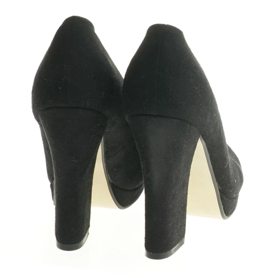 Sort højhælede sko i størrelse 40 fra Balzar Footwear (str. 40 )