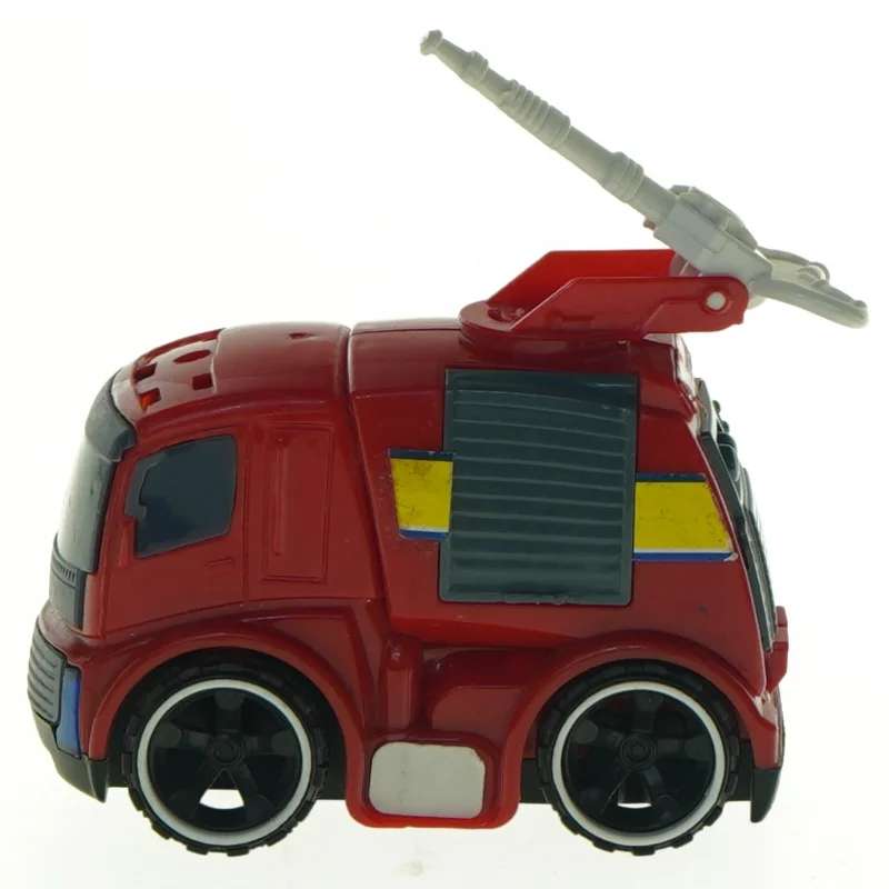 Brugt rød plastiklegetøjsbrandbil (str. 9 x 8,5 cm)
