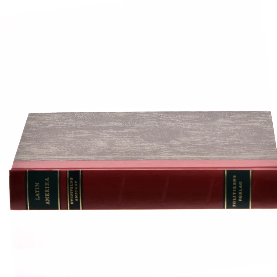 Latin Amerika af <Bogens forfattere> (Bog)