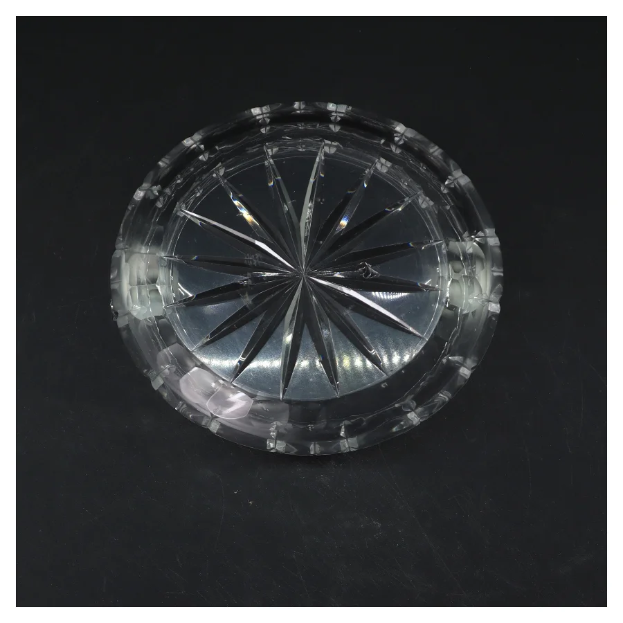 Skål af krystalglas (str. Ø 15 cm)