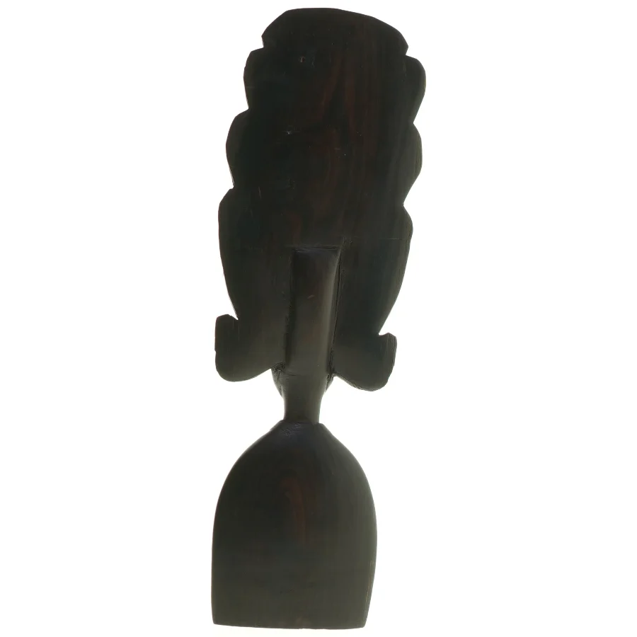 Træskulptur af figur (str. 29 cm)