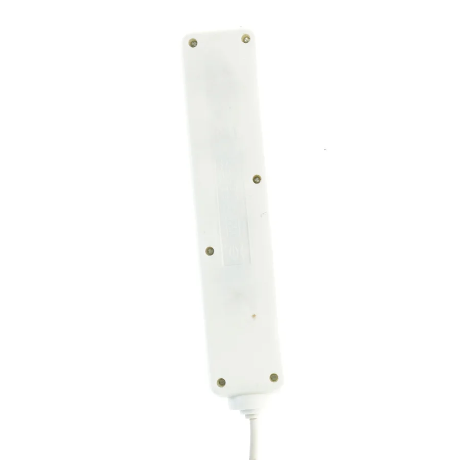 Forlængerledning med 4 stik (str. 140 cm)