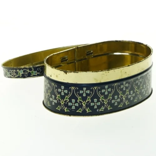 Genoptrykt antik Irma dåse fra Irma (str. 15,5x9x5,5 cm)