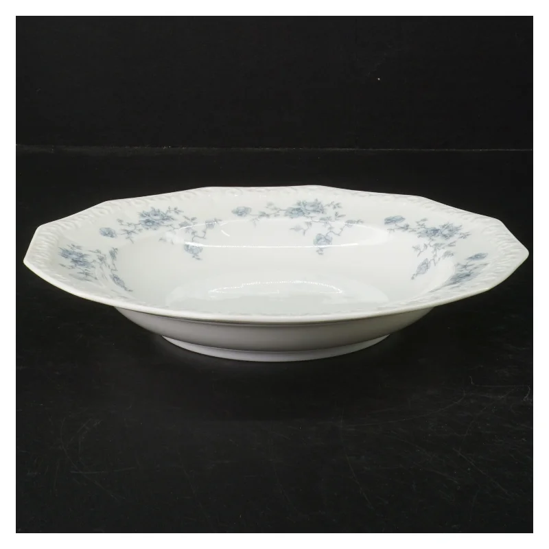 Porcelænstallerken med blomsterdekor fra Rosenthal (str. Ø. 21,5 cm)