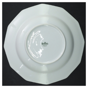 Porcelænstallerken med blomsterdekor fra Rosenthal (str. Ø. 21,5 cm)