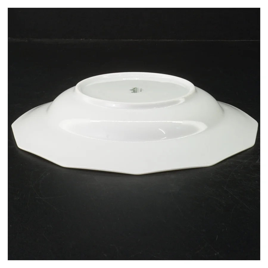 Porcelænstallerken med blomsterdekor fra Rosenthal (str. Ø. 21,5 cm)