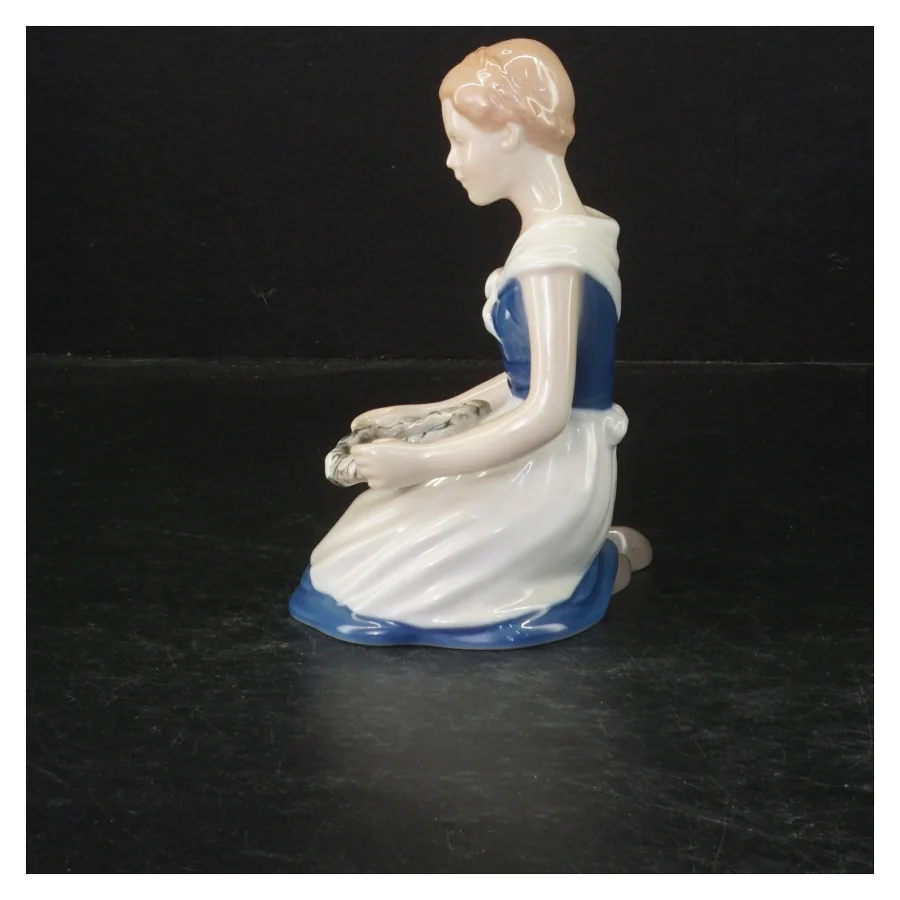 Porcelæn figur fra B&G (str. 14 cm)