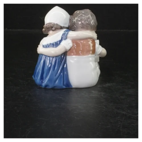 porcelæns figur af små børn fra B&G (str. 10 cm)