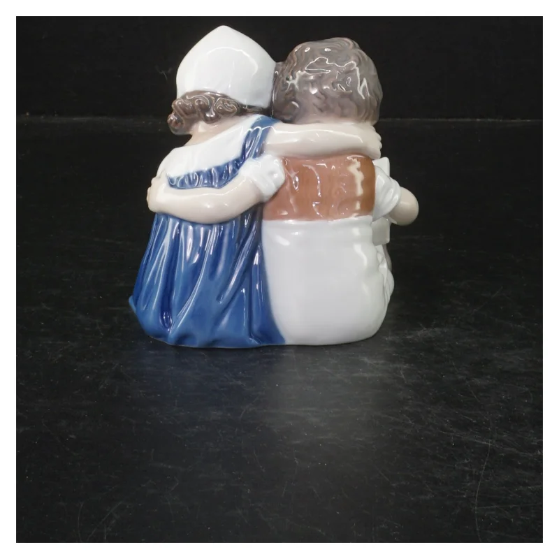 porcelæns figur af små børn fra B&G (str. 10 cm)
