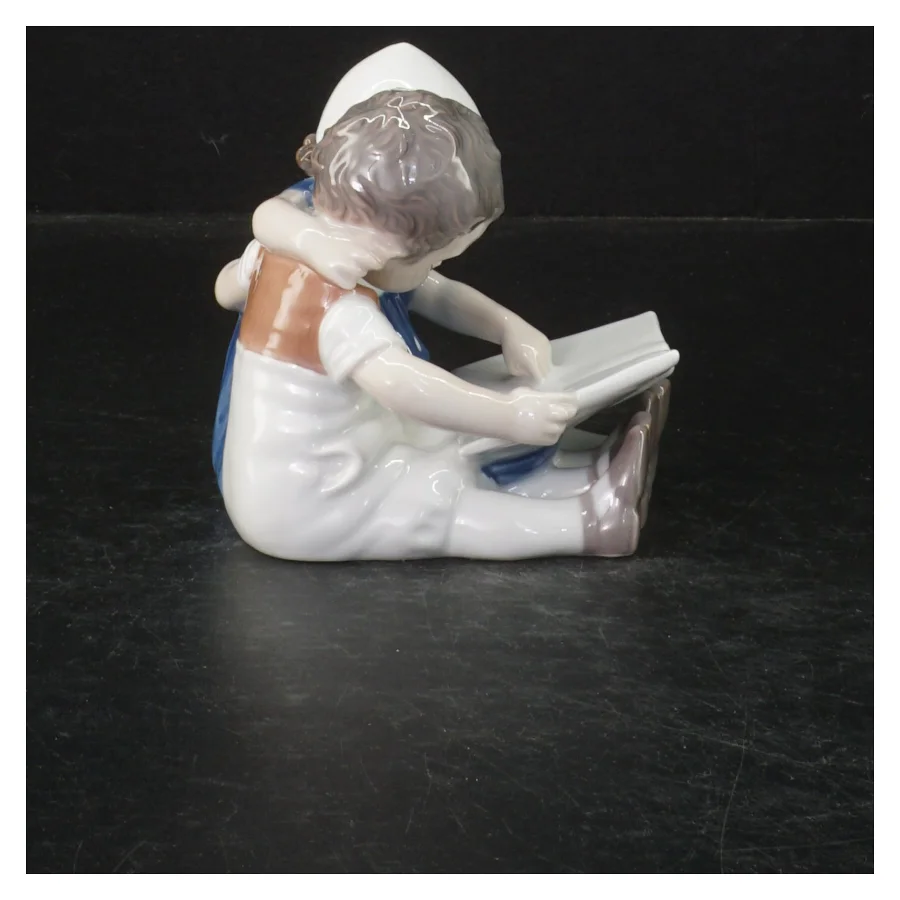 porcelæns figur af små børn fra B&G (str. 10 cm)