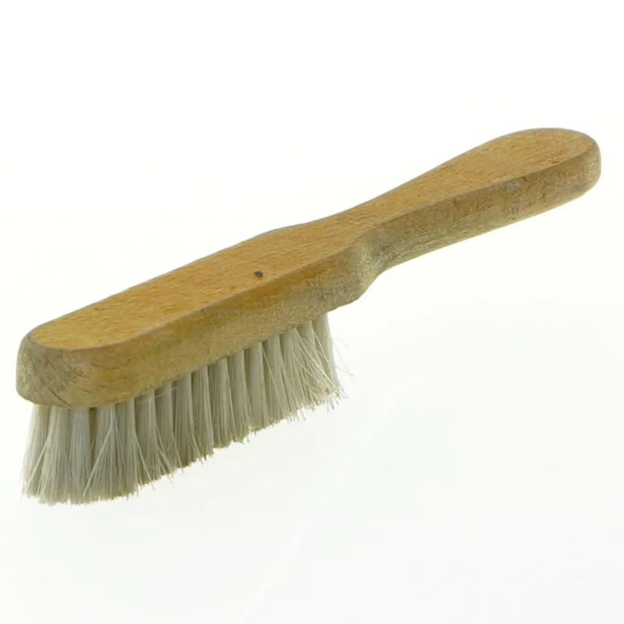 Træbørste (str. 18x2,5 cm)