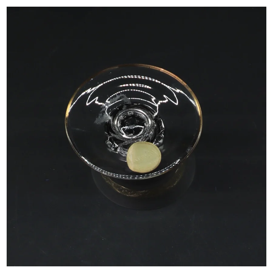 Dekorativt vinglas med gulddetaljer fra Muligvis Murano (str. Ø. 6 cm. længde. 17 cm)