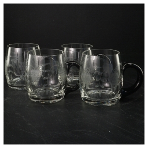 Sæt med 4 krus (str. 10 cm. 4 styk)