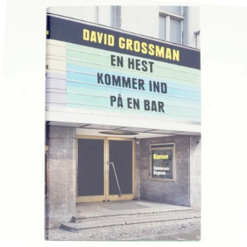 En hest kommer ind på en bar af David Grossman