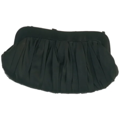 Sort satin clutch med pynt (str. 26 x 13 cm)