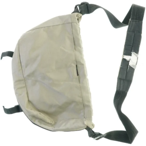 Taske fra Eastpak (str. 42 x 27 cm)