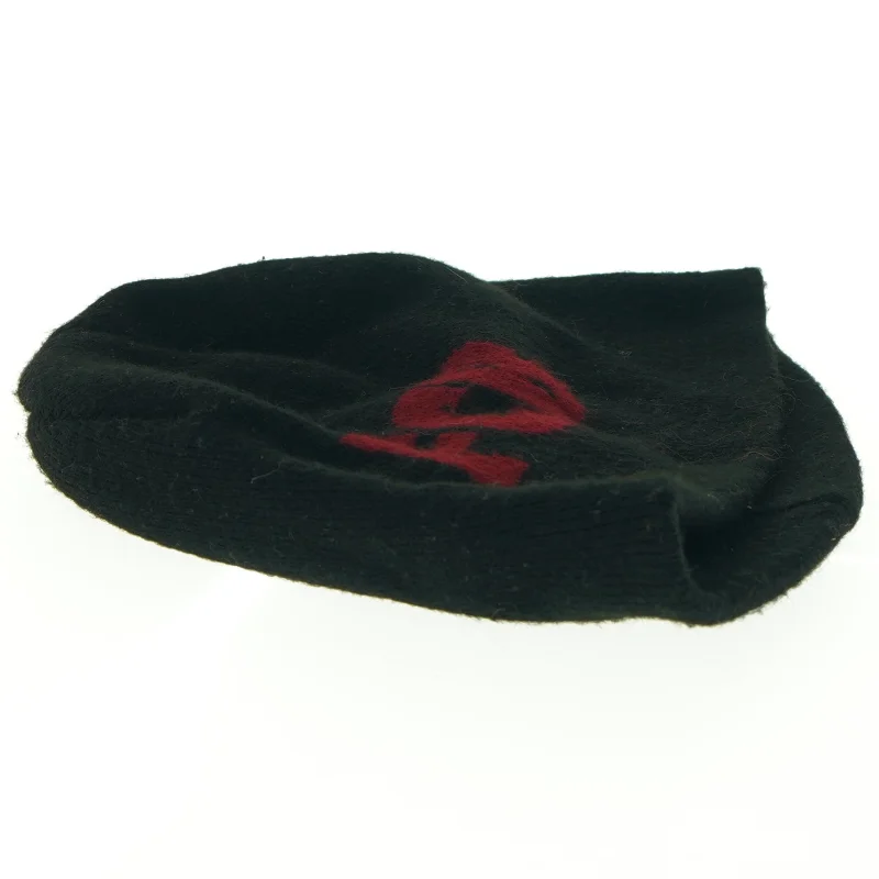 Sort hue med FCB logo (str. 6-8 år)