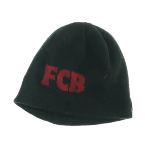 Sort hue med FCB logo (str. 6-8 år)