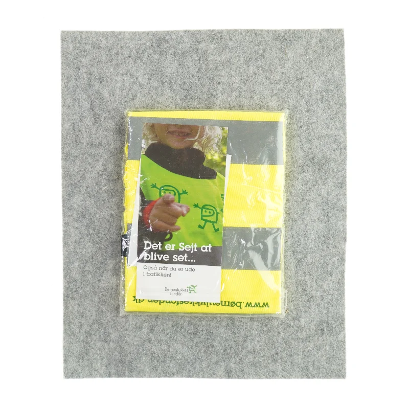 Refleksvest fra Børneulykkesfonden Fonden (str. 141 til 158)