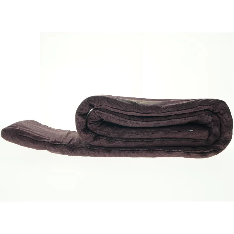 Mørkebrun sengerand fra Done By Deer (str. 30 x 350 cm)