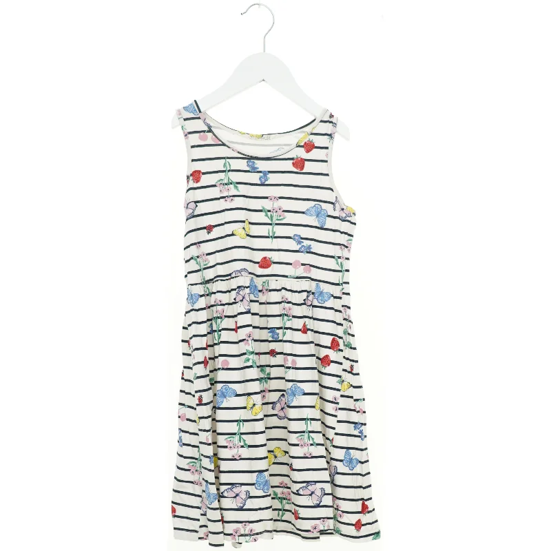 Kjole fra H&M (str. 140 cm)