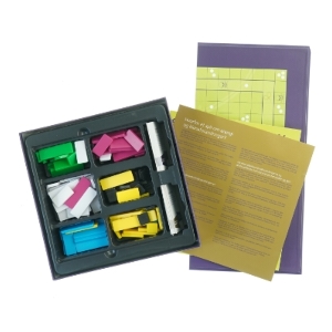 Brætspil 'RETHINK TOMORROW' (str. 26 x, 26,5 x 7,5 cm)