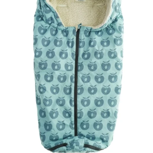 Sove- og kørepose med æbleprint fra Småfolk (str. Totallængde. 100 cm)